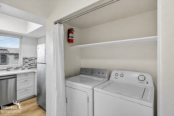1548 W Sahuaro Dr #4 — Photo 18