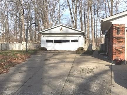 2nd image of 6830 W Nettle Creek Dr
