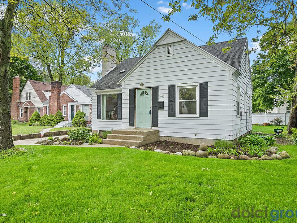 1st image of 1013 Walsh St SE