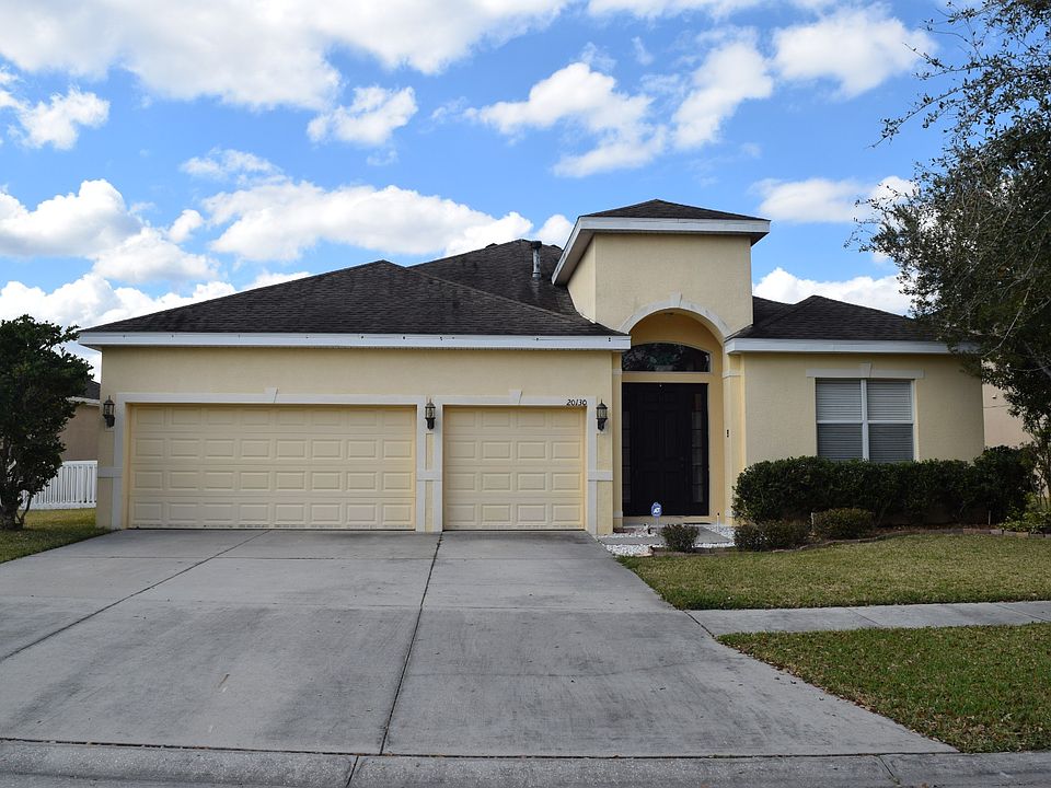 1st image of 20130 Oakflower Ave