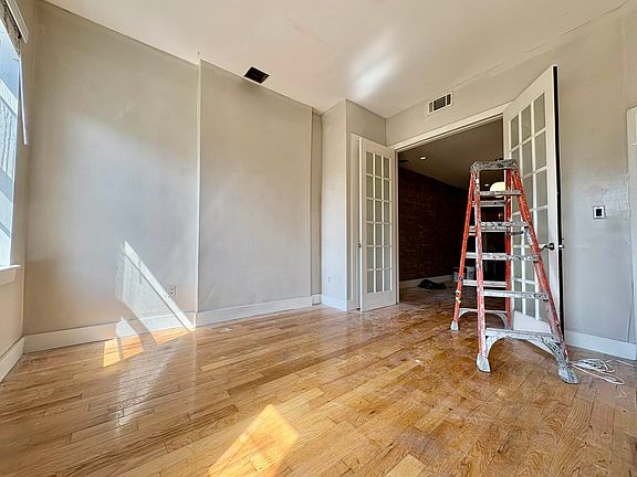 3rd image of 673 Classon Ave APT 4L