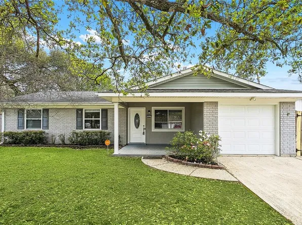 1517 Ridgecrest Dr, Slidell, LA 70458