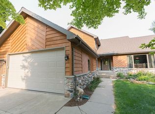 3 Mulberry Ct, Appleton, WI 54913