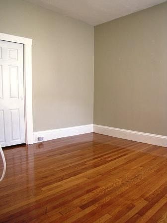 2nd image of 43 Franklin St #2W