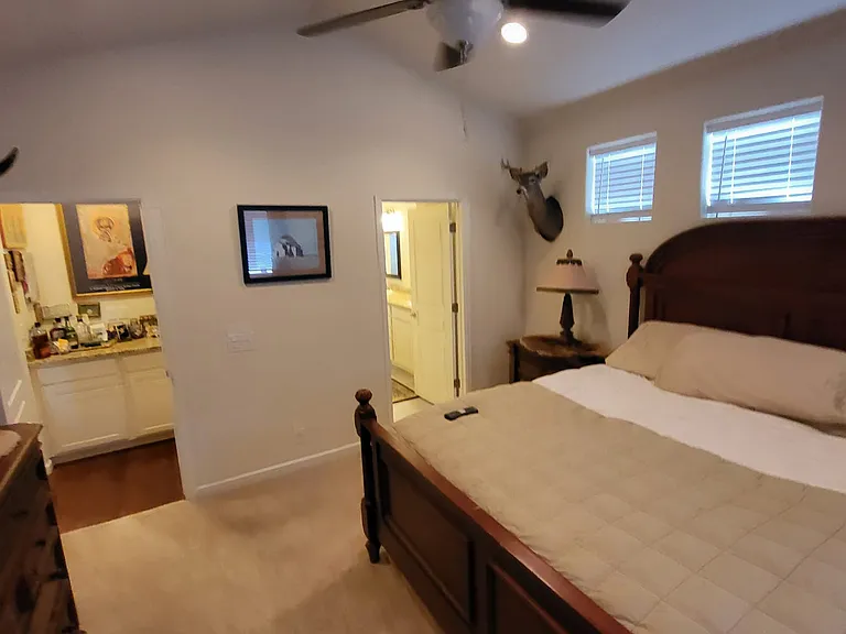 6613 Folsom Hts — Photo 15