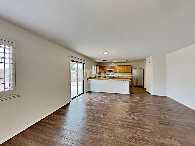 7923 W Payson Rd — Photo 5