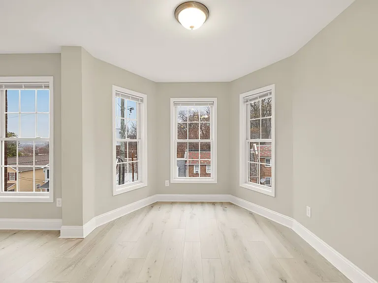 1753 W St SE — Photo 21