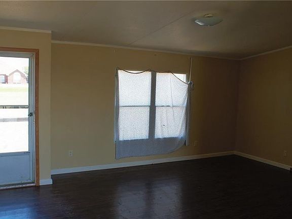 2nd image of 4925 N Fm 148