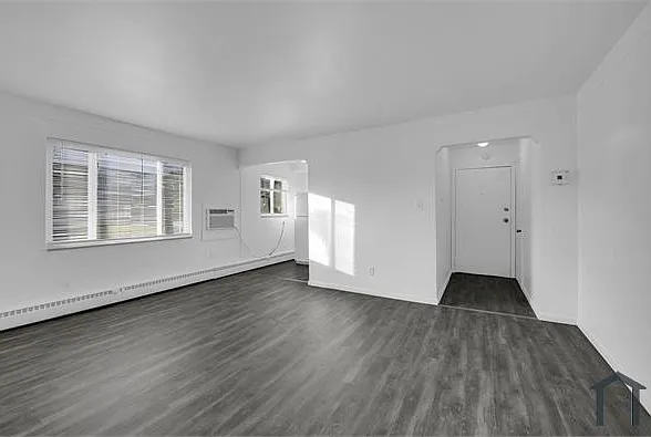 8259 Schaefer Hwy #1 — Photo 21