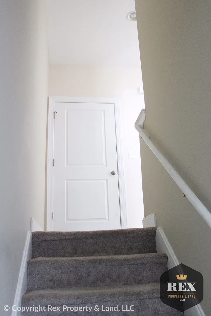 Amazing 3-Story Townhouse Close To SRP Park & Downtown North Augusta — Photo 3