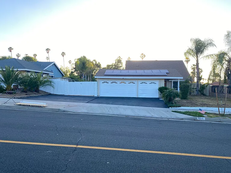 1604 Avenida Del Vis — Photo 30