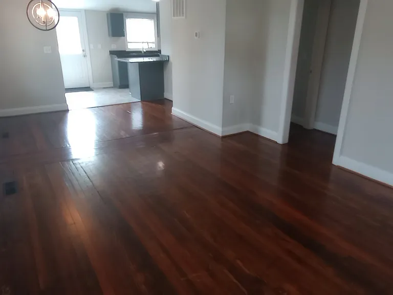 314 Spring St — Photo 9