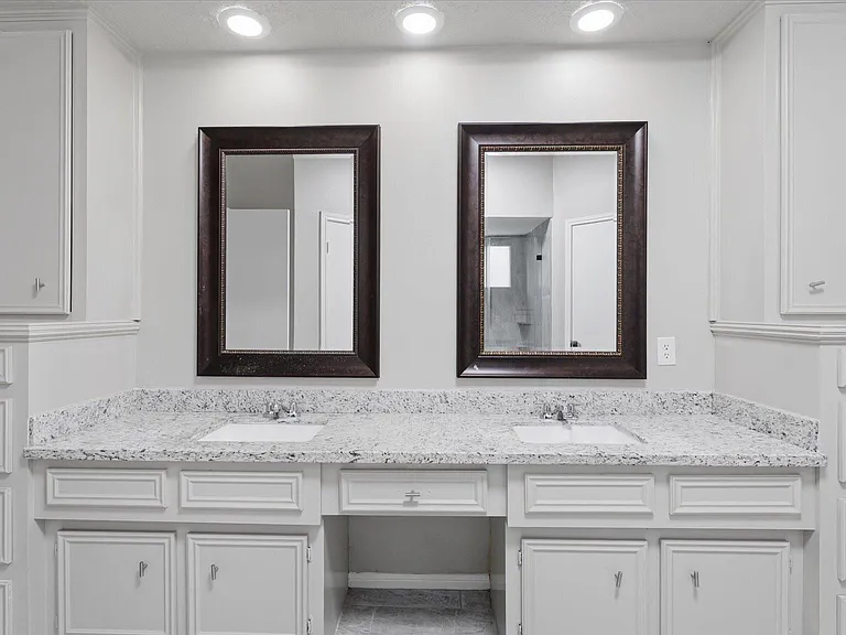 12015 Fawnview Dr — Photo 16