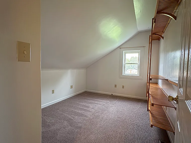 5528 Galloway Cir — Photo 1