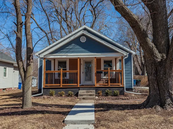 1501 E 13th St, Des Moines, IA 50316