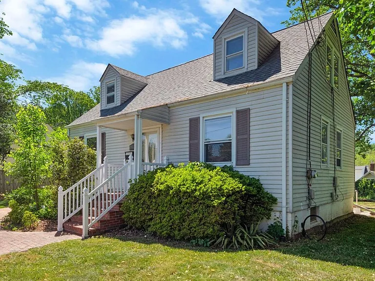 4038 Poplar St — Photo 4
