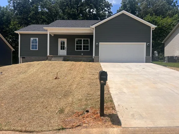 320 Pine Hill Dr, Hopkinsville, KY 42240