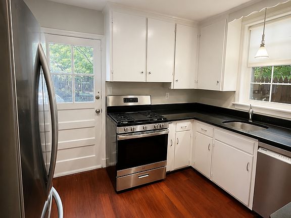 4th image of 4431 P St NW