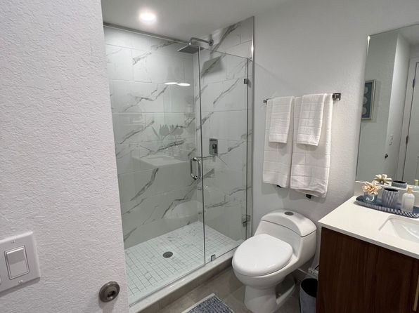 8220 NW 48th St #305