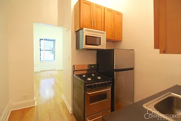 Rented by City Connections Realty