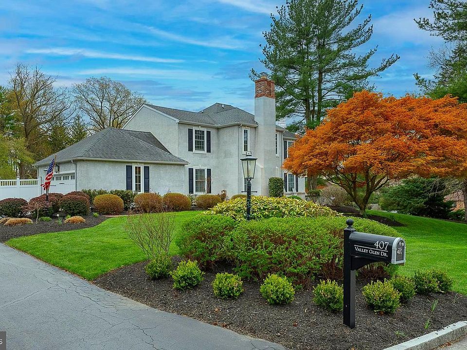1st image of 407 Valley Glen Dr