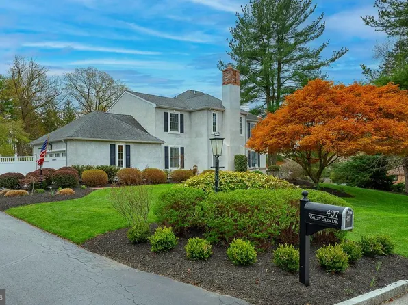407 Valley Glen Dr, Bryn Mawr, PA 19010