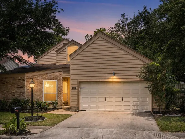 5102 Birchmont Dr, Houston, TX 77091