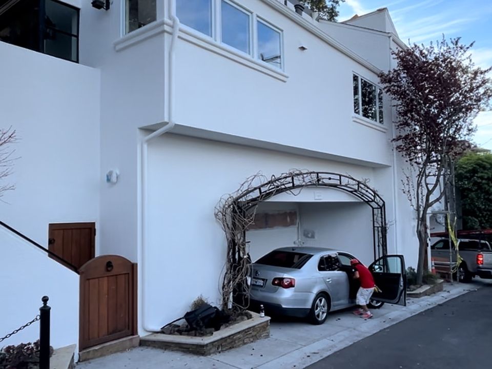 1st image of 84 Eastview Ave