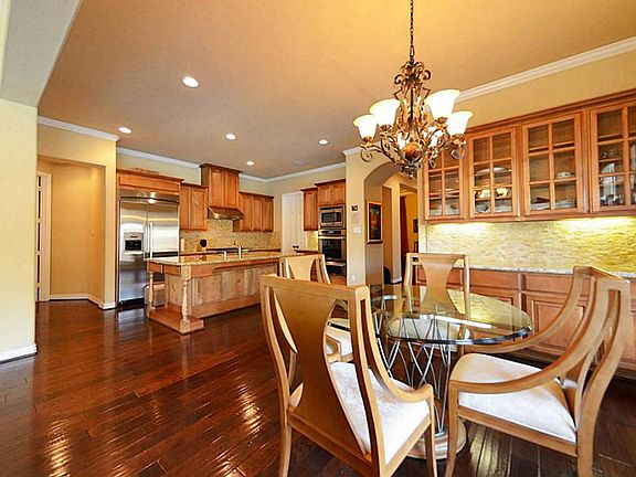 This home was designed for an easy-living lifestyle - spacious room sizes, open floor plan, energy efficient.