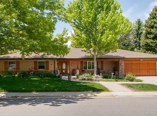 5989 S Gilpin Ct, Centennial, CO 80121