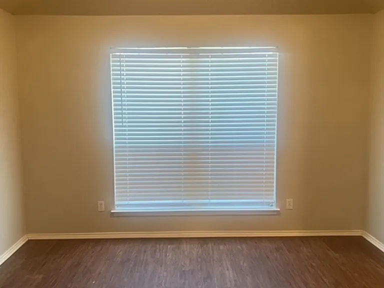 2913 Vicksburg Ln — Photo 14