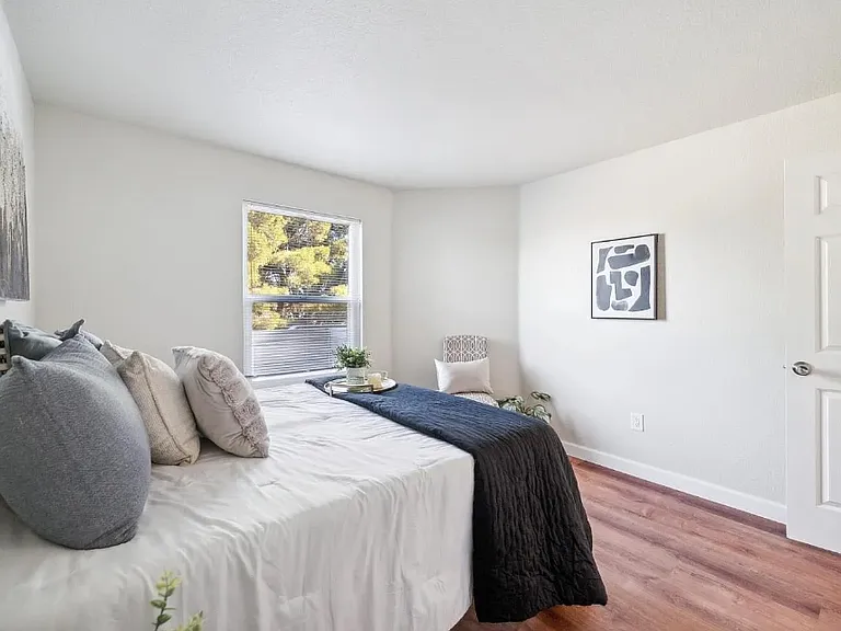 2227 W Gordon St #A — Photo 6