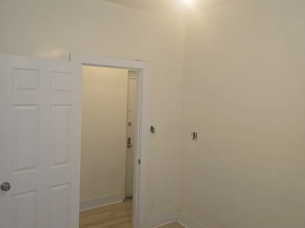 879 Lenox Road image 1 of 6