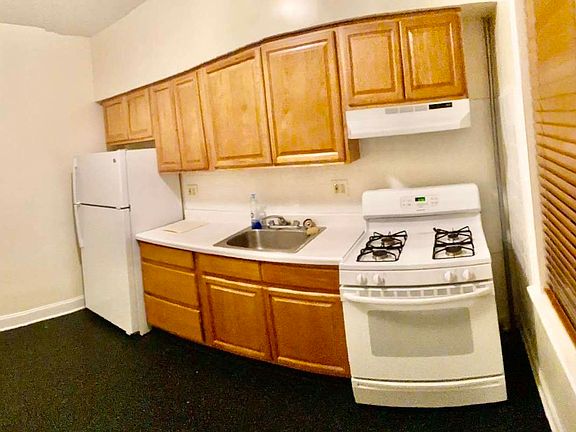 2nd image of 45-18 42nd St #3