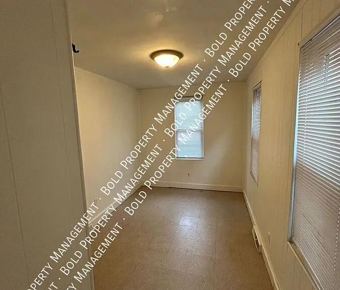 1440 Cotton St — Photo 3
