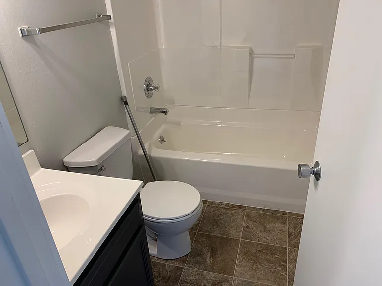 427 S Johnson St #3 — Photo 8