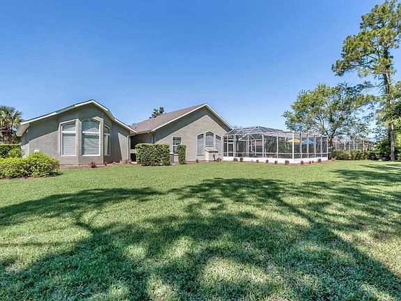 4th image of 1041 Hampstead Ln