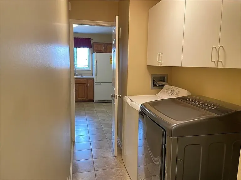 10 Southwick Ct — Photo 22