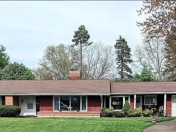 1329 Central Dr, Erie, PA 16505