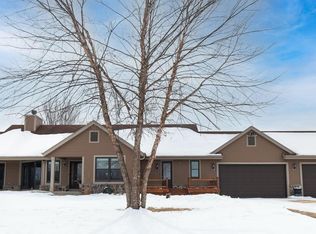 5343 Beaver Dam Rd, West Bend, WI 53090
