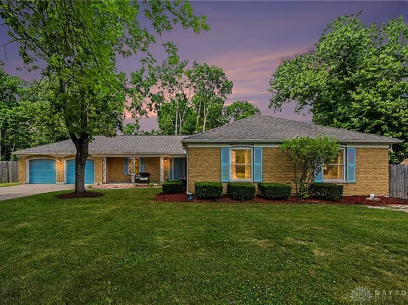 907 Debbie Ct, Dayton, OH 45415