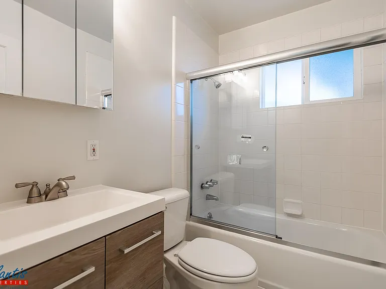 684 Malarin Ave — Photo 8