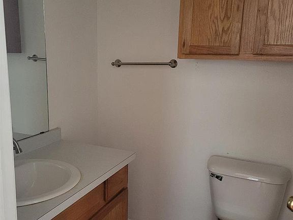 5th image of 8721 NE 46th St