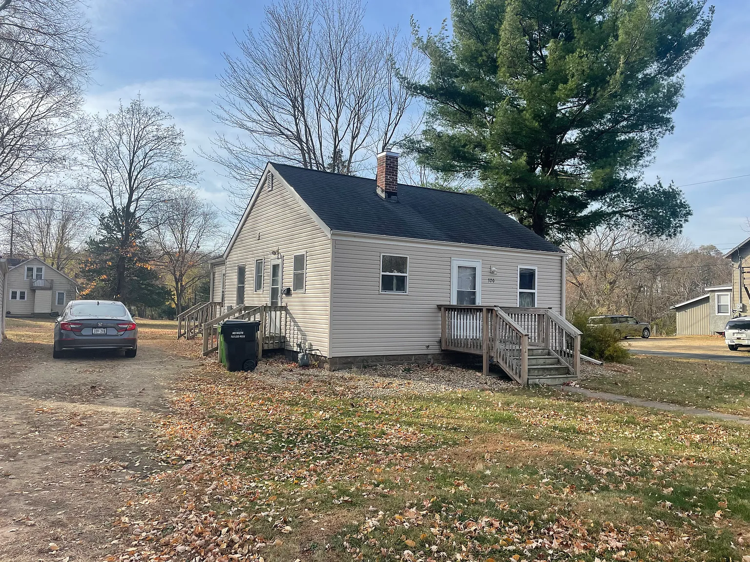 3 bed, 800 sqft, $1,230 — Photo 2