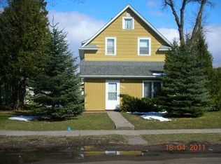 1010 Stearns St, Crookston, MN 56716