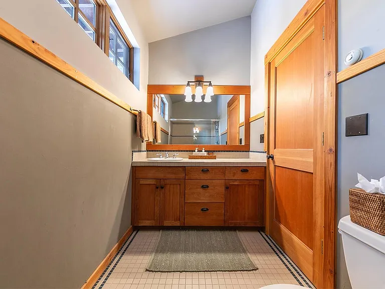 425 William Hurd — Photo 20
