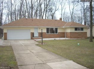 12291 Blazey Trl, Strongsville, OH 44136