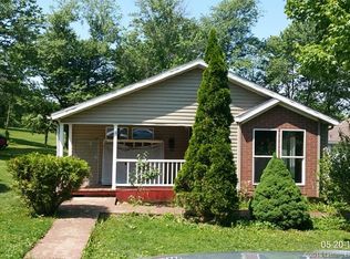 405 Ridgeview Dr, Salem, IN 47167