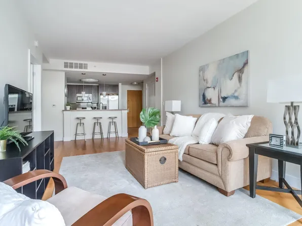 253 Washington St APT 403, Jersey City, NJ 07302