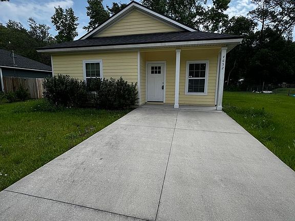 2nd image of 4652 Avenue D